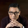 30年前，《阿甘正传》以13提6中横扫奥斯卡金像奖，打败《肖申克的救赎》《低俗小说》拿下最佳影片，罗伯特·泽米吉斯也夺得首座最佳导演小金人。